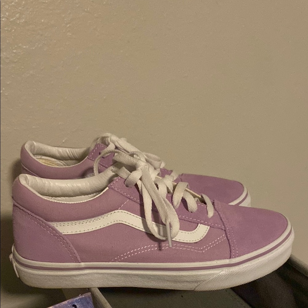 Vans Pink and White Sneakers Casual Style - Picture 2 of 5